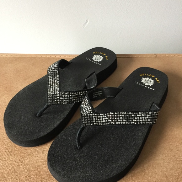 mellow mat flip flops